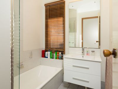 19 MARYVILLE WAY, Thurgoona