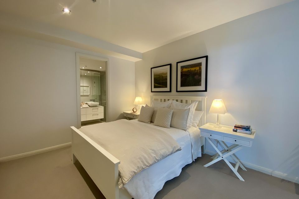 1005 / 480 St Kilda Road, Melbourne