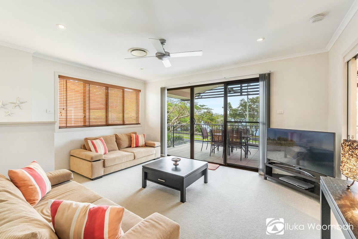 2 / 38 Marandowie Drive, Iluka