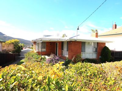 16 Barnett Ave, New Norfolk
