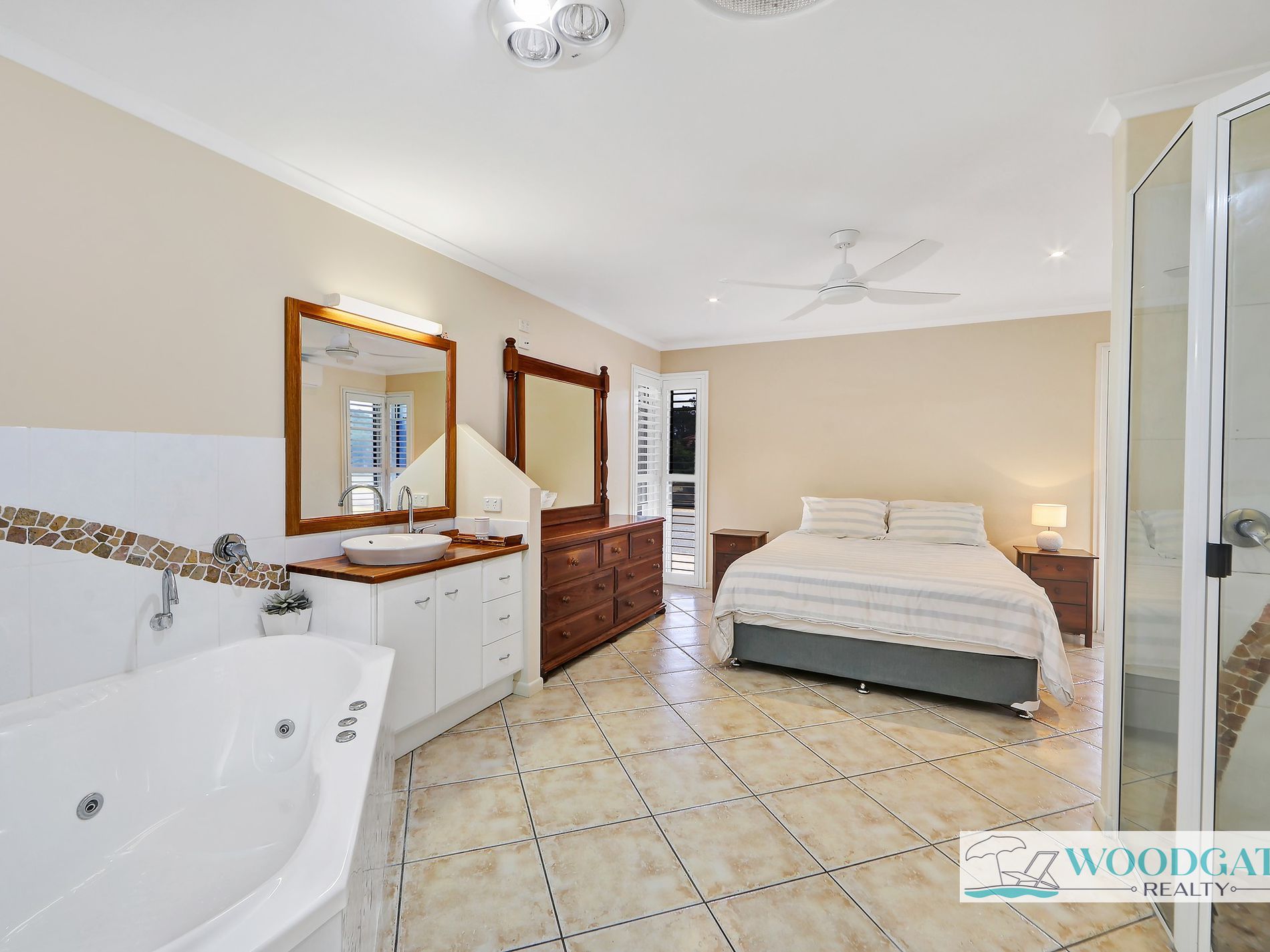 87 Mackerel Street, Woodgate