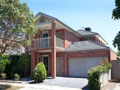 77 Springlake Avenue, Caroline Springs