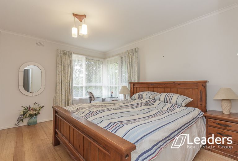 14 Knaith Road, Ringwood East