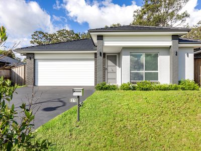 37 Annaliese Street, Chisholm