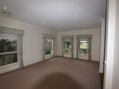 16 Curdie Place, Grovedale