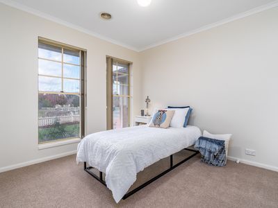 15 Rosewood Glen, Jerrabomberra