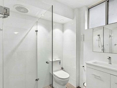 5 / 205 North Beach Drive, Joondanna