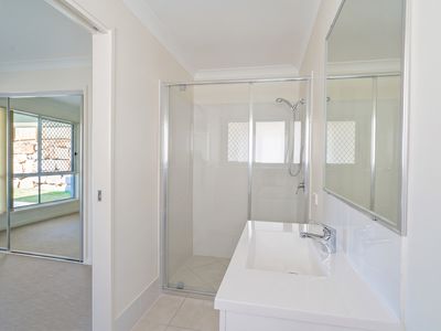 6 Barclay Avenue, Zilzie