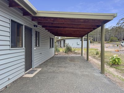 489 Sapphire Coast Drive, Tura Beach