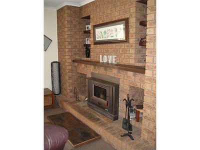 100 Cobwell Street, Barham