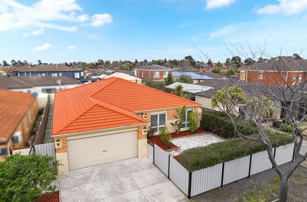 13 Wisla Circuit, Roxburgh Park