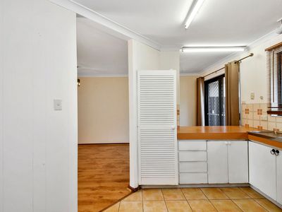 2 / 52 Endeavour Avenue, Bull Creek