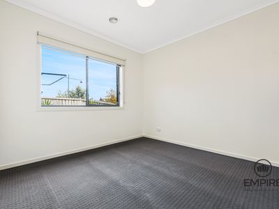 1 Bianca Crescent, Cranbourne North