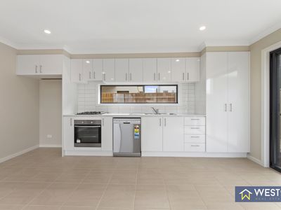 20 Aylesbury Terrace, Werribee