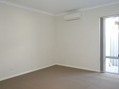 9 Canterbury Court, Nollamara