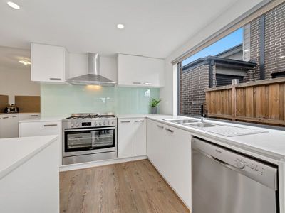 49 Deoro Parade, Clyde North