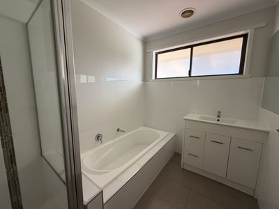 103 Queens Road, Warrnambool