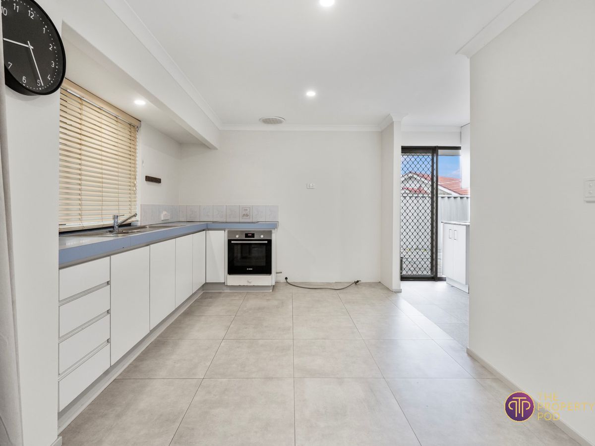 4 Lorets Green, Mirrabooka