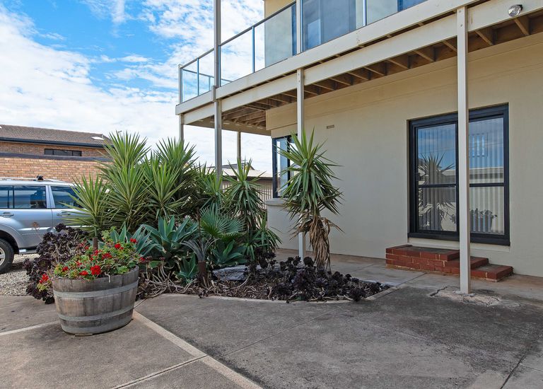 14 Gulf Parade, South Brighton