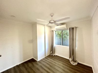 2 Lotus Place, Mooroobool