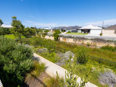 12 Bate Close, Piara Waters