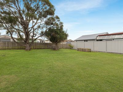 17 Fifth Street, Weston