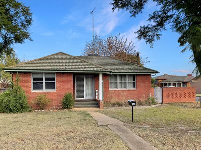 22 Holloway Street, Forbes