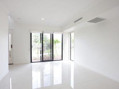 45 Eagle Parade, Rochedale
