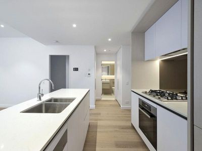 82 Hay Street, Haymarket