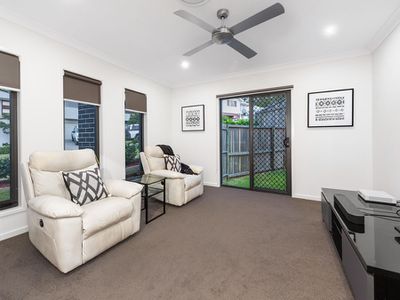 40 Highland Crescent, Belmont