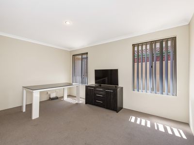 34 Moston Crescent, Bertram