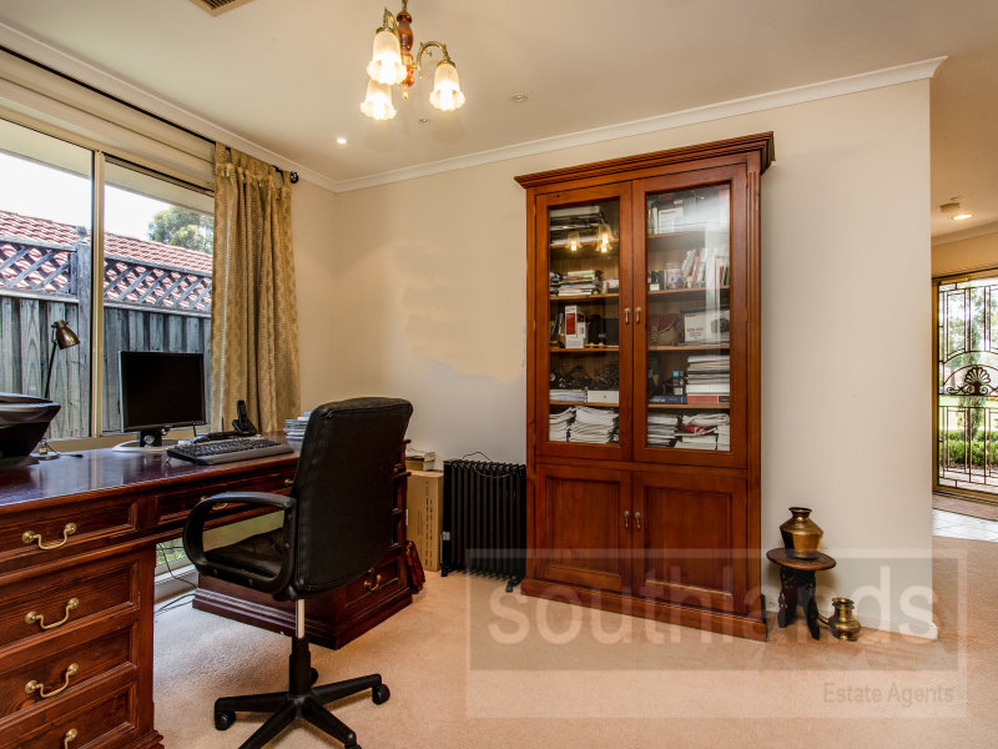 4 Brigadoon Ave, GLENMORE PARK