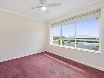 16 Hutchesson Street, Millicent