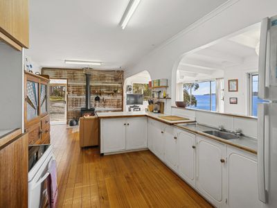 118 Kingfish Beach Road, Southport