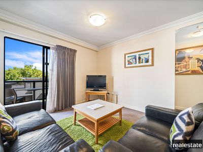 53 / 118 Mounts Bay Road, Perth