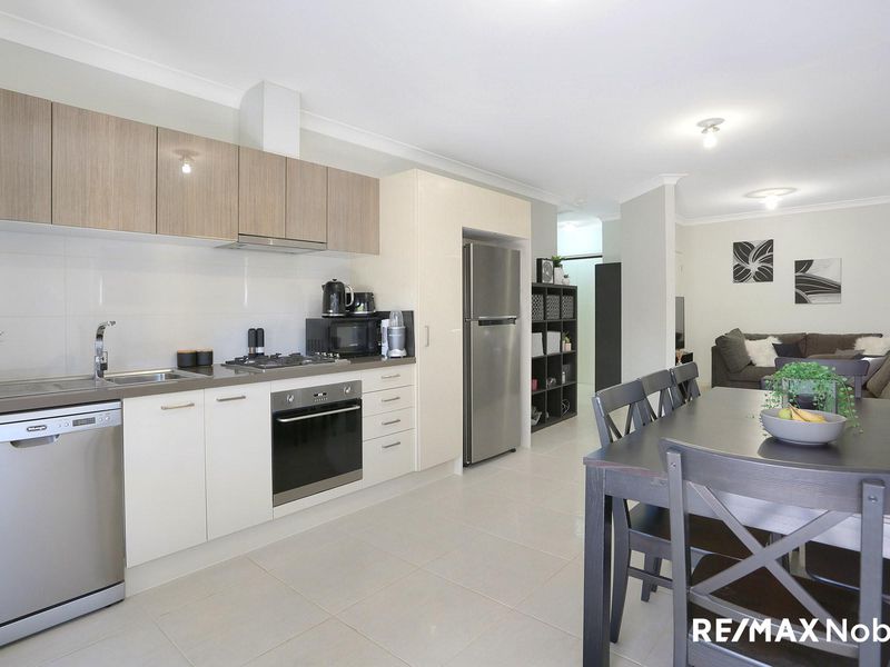 48 Long Bush Rise, Cobbitty