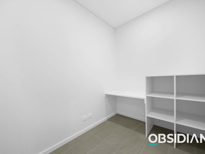 D807 / 2 Appleroth Street, Melrose Park