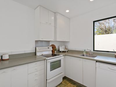 16B Saint Albans Street, Saint Albans