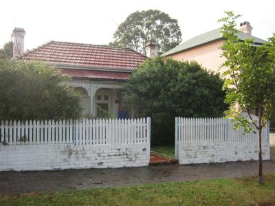 16 Barnsbury Grove, Dulwich Hill