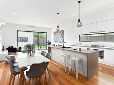 1 / 4 BOYD STREET, Altona