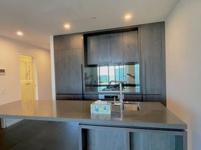 2206 / 500 Pacific Highway, St Leonards