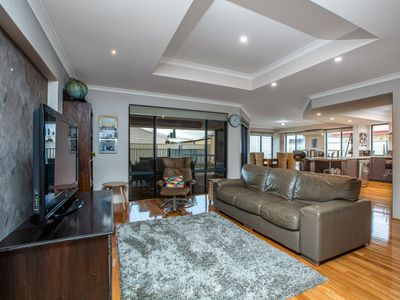 6 Jupiter Drive, Australind