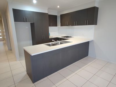 4 Bianca Boulevard, Tarneit
