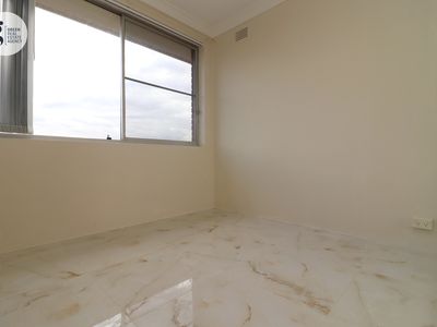 22 / 10 Bank Street, Meadowbank