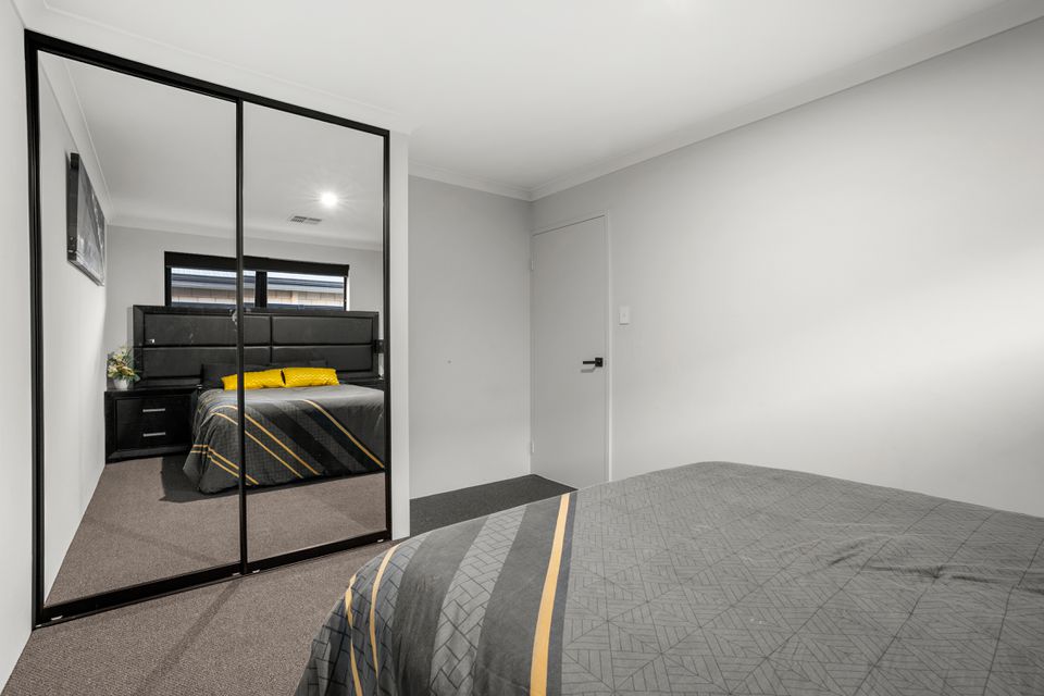 77 Avoca Chase , Baldivis