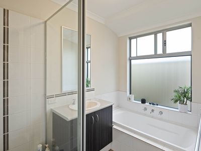 57 Mariposa Gardens, Success