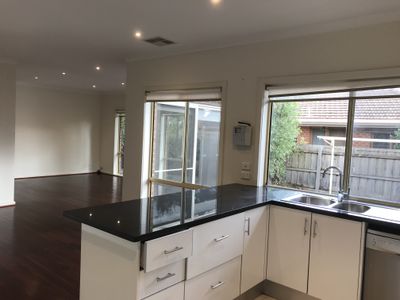 2 / 39 Jordan Street, Ashwood