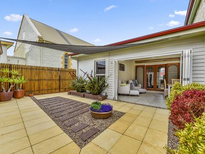 17 Bookey Street, Port Macdonnell