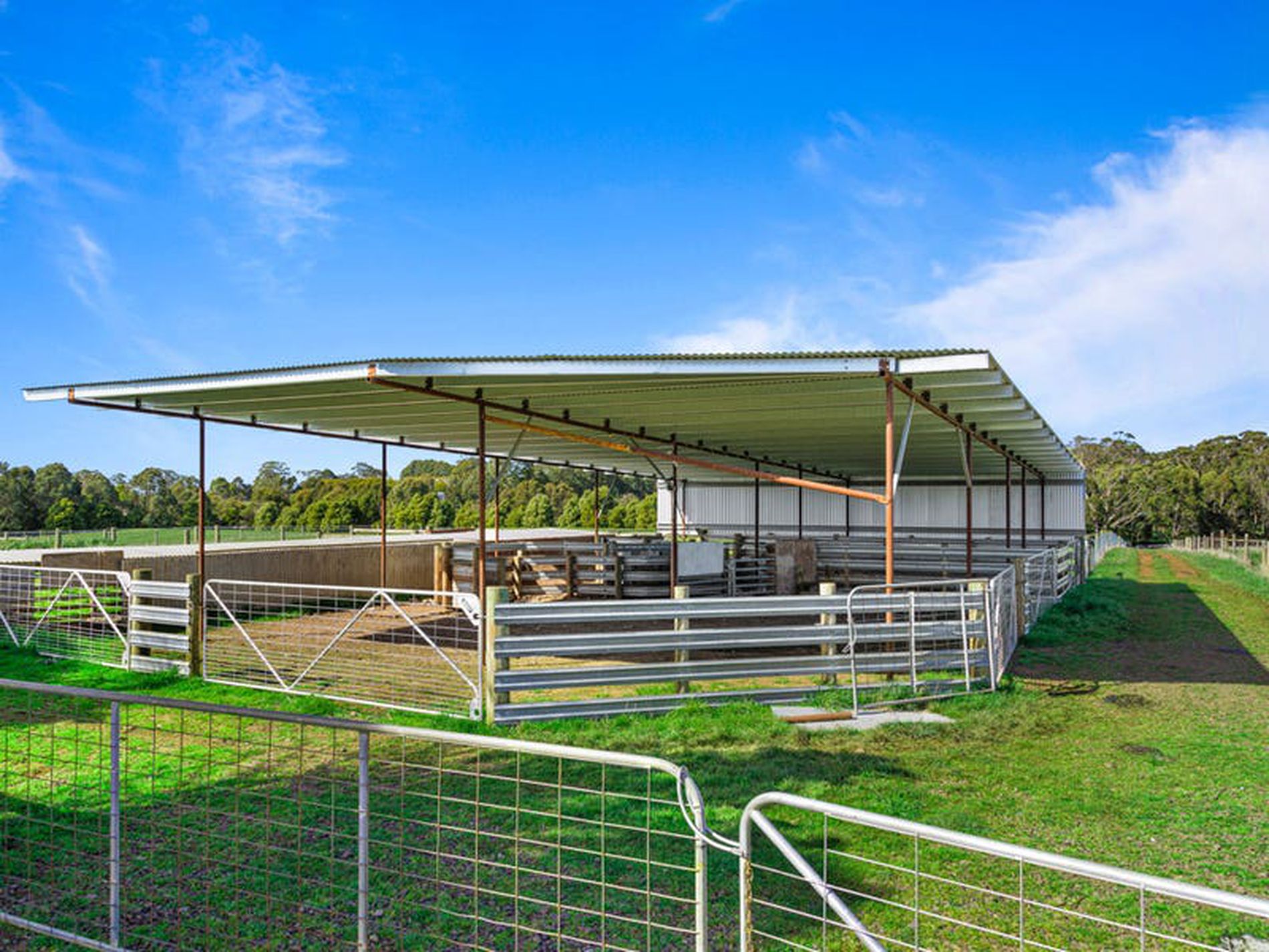 254 Newtons Lane, Trentham