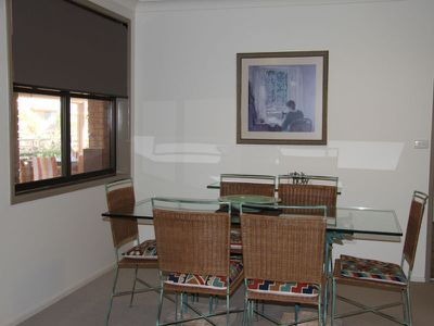 88 Elizabeth Parade, Forster